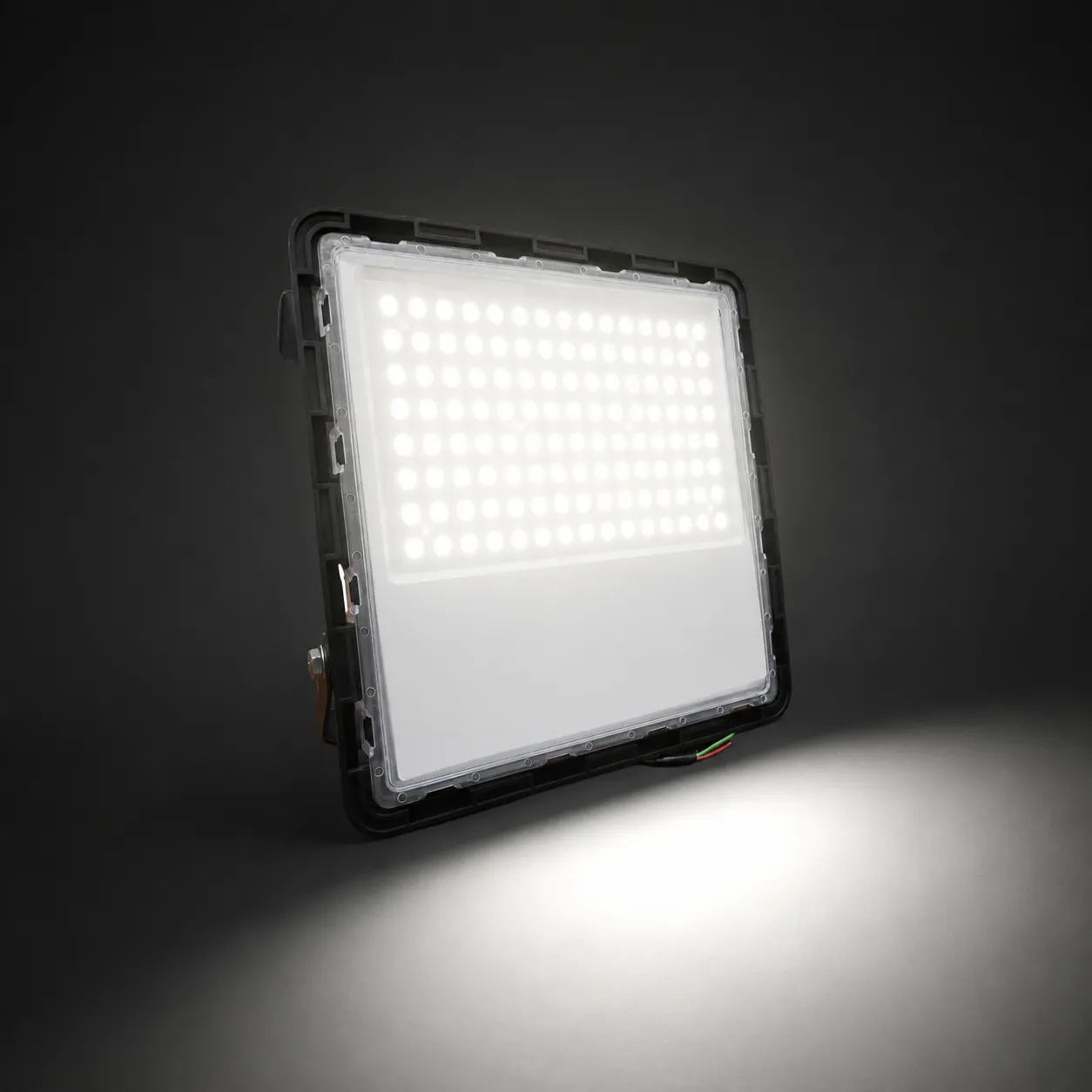GRAPHENE LENS LOCK